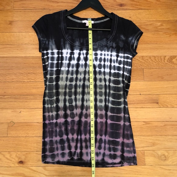Romeo & Juliette Couture Tie-Dye Tee - Picture 4 of 4